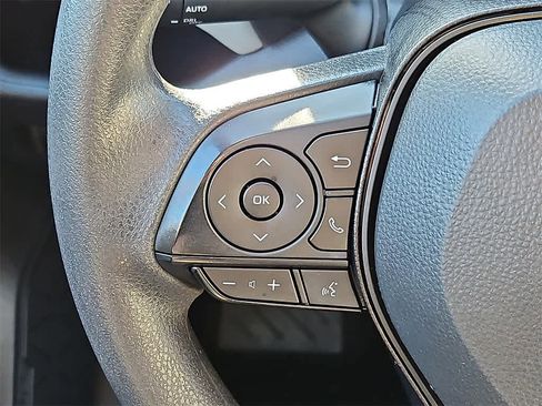 Used 2023 Toyota RAV4 XLE image 18