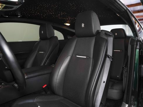 Used 2017 Rolls-Royce Wraith RWD image 39