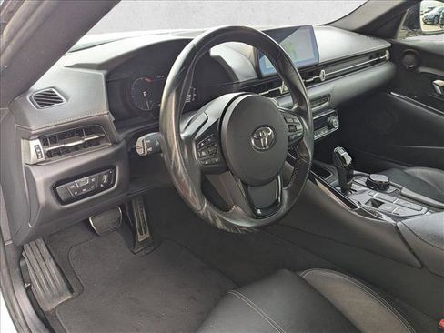 Used 2020 Toyota Supra Premium image 8