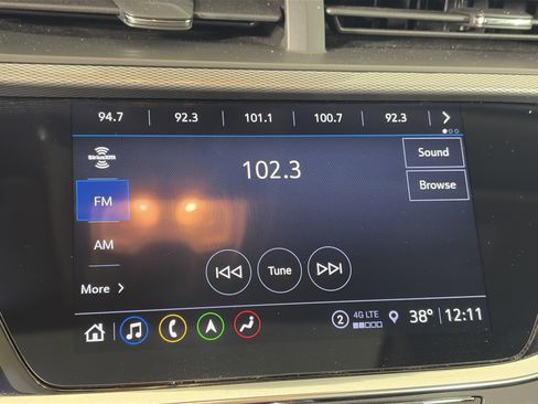 Used 2022 Buick Encore GX Essence w/ Advanced Technology Package image 21