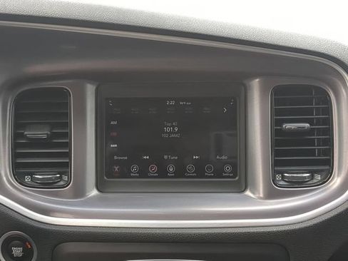 Used 2022 Dodge Charger SXT w/ Driver Convenience Group RWD image 18