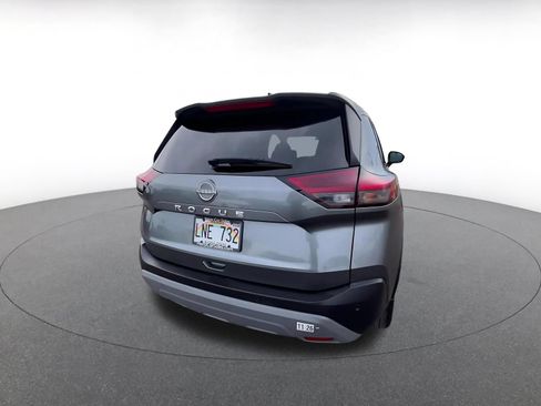 Used 2023 Nissan Rogue S FWD image 15