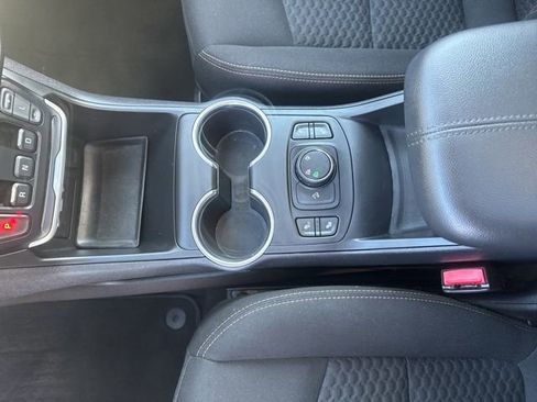 Used 2019 GMC Terrain SLE w/ Driver Convenience Package image 19