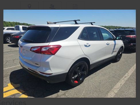 Used 2019 Chevrolet Equinox LT AWD/4WD image 2
