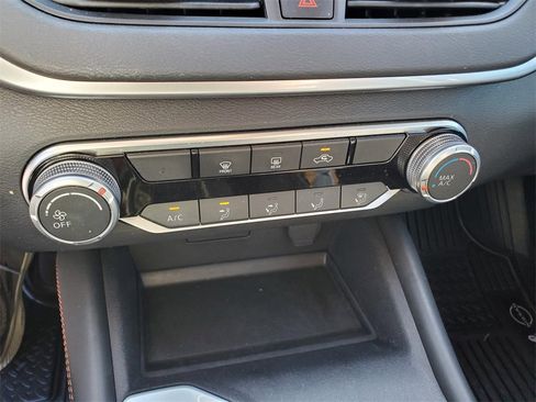 Certified 2022 Nissan Altima 2.5 SR image 31