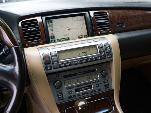 Used 2006 Lexus SC 430 Convertible image 41