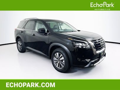 Used 2025 Nissan Pathfinder SL