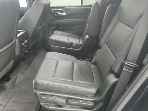 Used 2023 Chevrolet Tahoe LT w/ Luxury Package AWD/4WD image 22