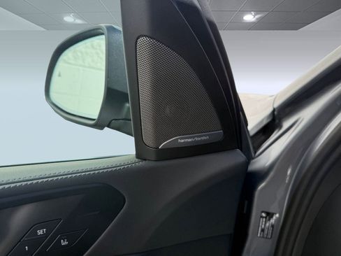 Used 2026 BMW X5 sDrive40i w/ Climate Comfort Package image 21