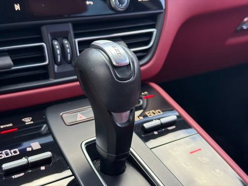 Used 2022 Porsche Macan S AWD/4WD image 29