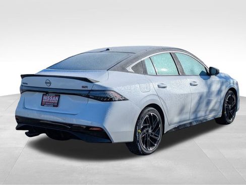 New 2026 Nissan Sentra SR w/ SR Premium Package FWD image 3