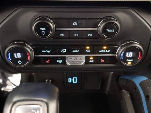 Certified 2023 Ford Bronco Wildtrak AWD/4WD image 27