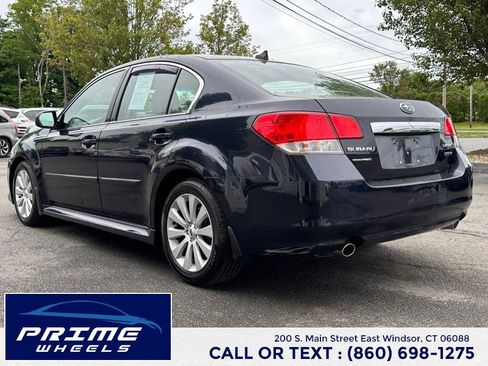 Used 2012 Subaru Legacy 3.6R Limited AWD/4WD image 5