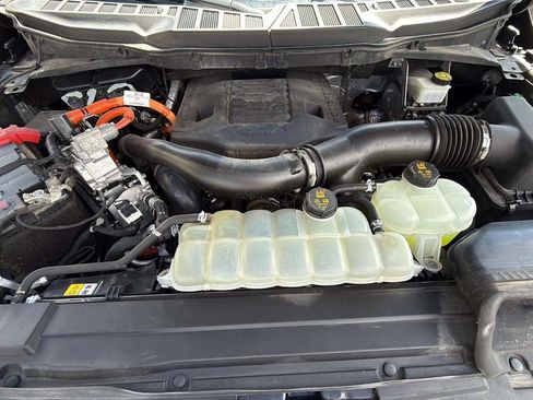Used 2021 Ford F150 Platinum w/ Equipment Group 701A High AWD/4WD image 21