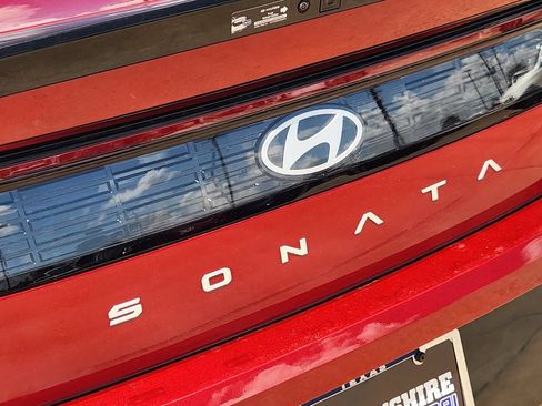 Used 2026 Hyundai Sonata SEL FWD image 14