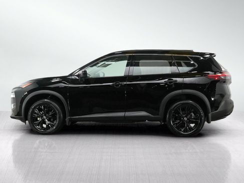 Used 2023 Nissan Rogue SV w/ SV Premium B Package AWD/4WD image 2