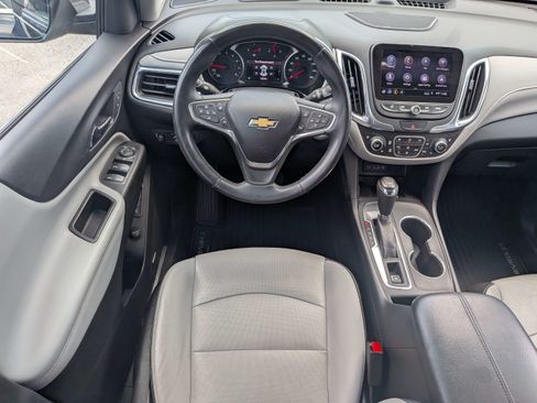 Certified 2020 Chevrolet Equinox Premier FWD image 17