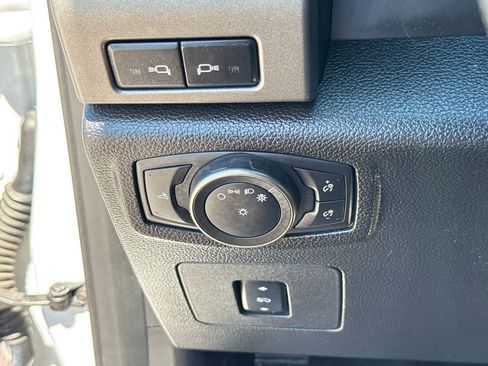 Used 2017 Ford F150 Raptor w/ Equipment Group 802A Luxury image 15