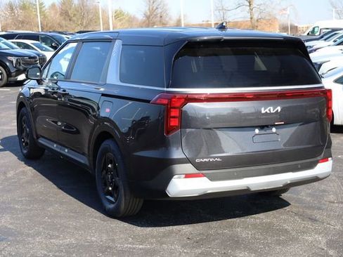 New 2026 Kia Carnival LX FWD image 6