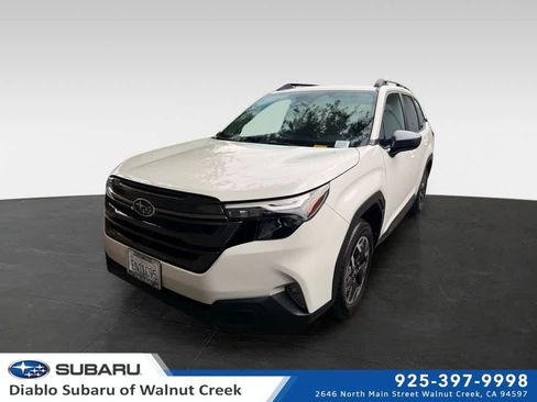 Certified 2026 Subaru Forester Premium AWD/4WD image 1