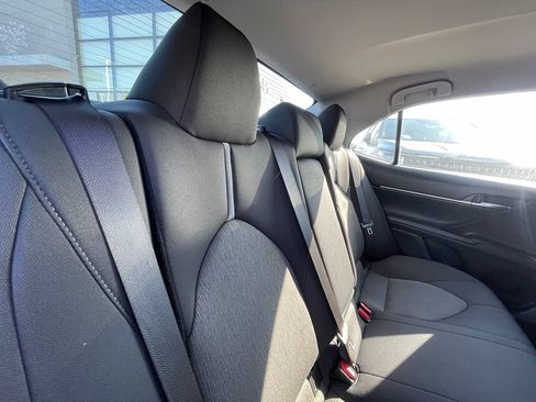 Used 2022 Toyota Camry LE FWD image 26