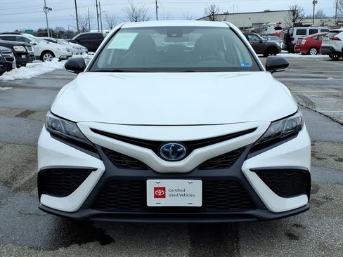 Certified 2022 Toyota Camry SE image 10