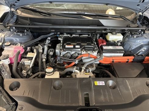 Used 2024 Subaru Solterra Touring image 22