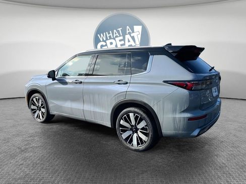 New 2026 Mitsubishi Outlander SEL FWD image 4