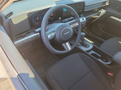 New 2026 Hyundai Kona SE image 6