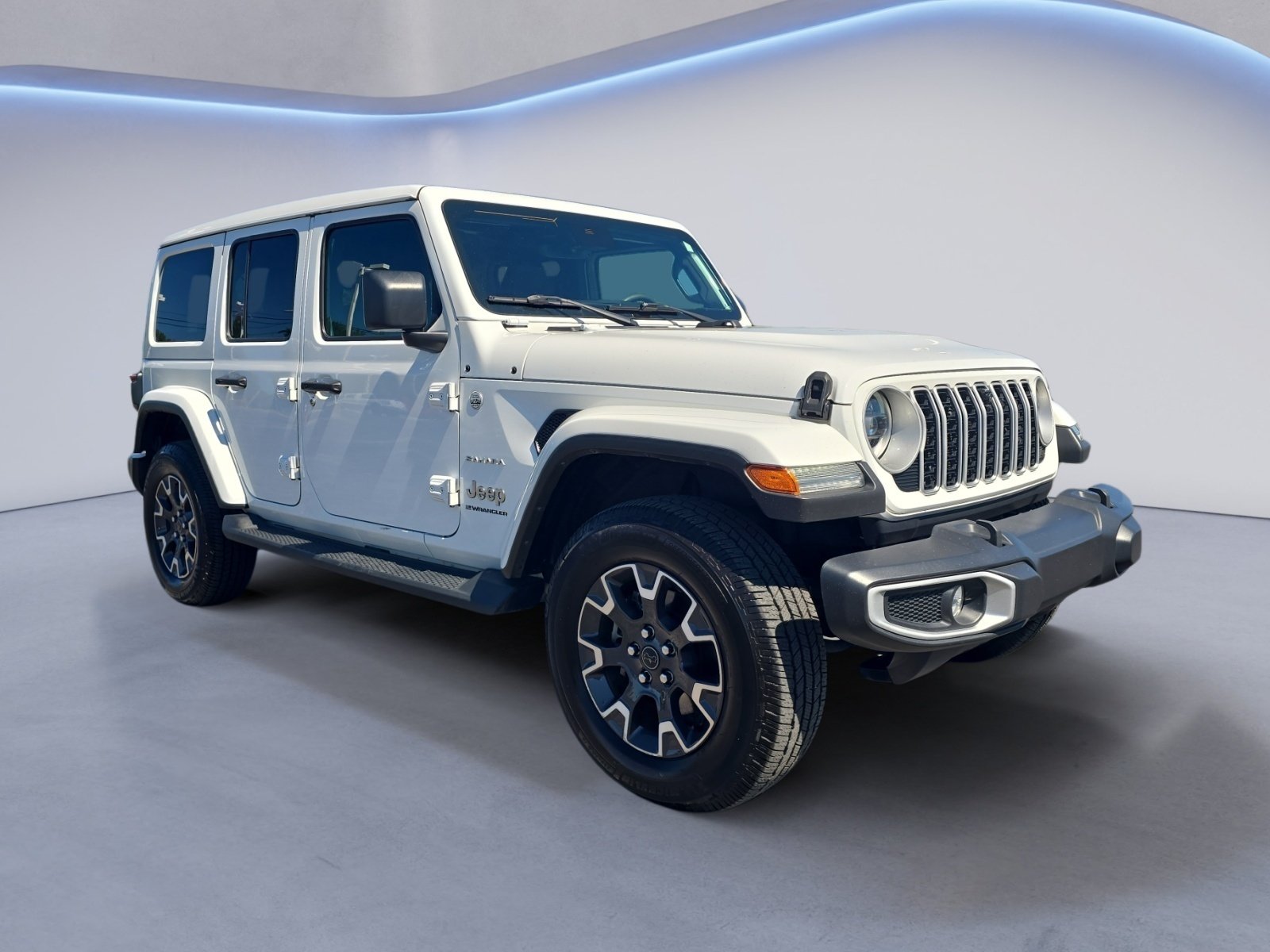 Used 2024 Jeep Wrangler Unlimited Sahara w/ Technology Group AWD/4WD image 8