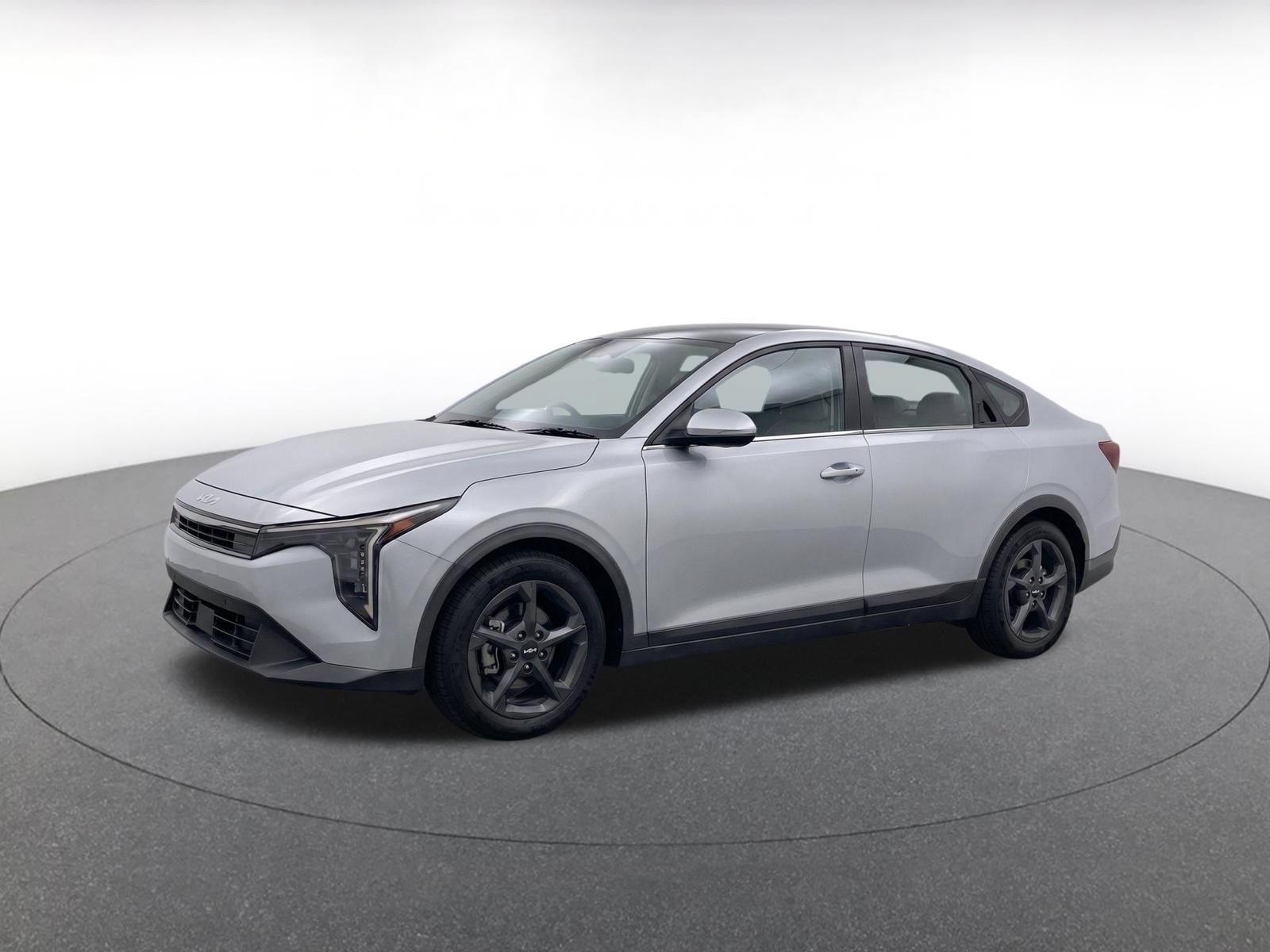Used 2026 Kia K4 FWD image 3