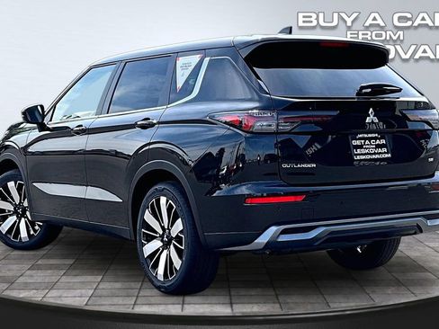 New 2026 Mitsubishi Outlander SE AWD/4WD image 3