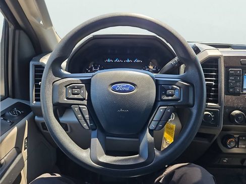 Used 2022 Ford F250 XL w/ Power Equipment Group AWD/4WD image 25
