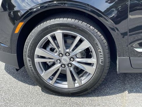 New 2025 Cadillac XT5 Premium Luxury image 9