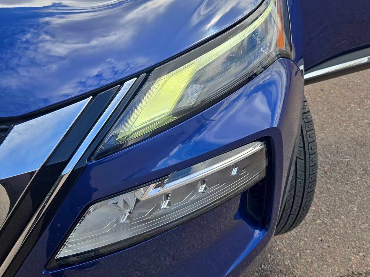Used 2023 Nissan Rogue SL w/ SL Premium Package FWD image 32