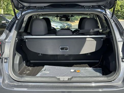 Certified 2025 Subaru Crosstrek 2.0i Premium image 12