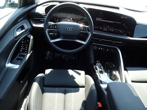 New 2025 Audi Q5 Premium Plus image 5