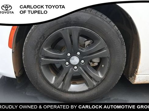 Used 2022 Dodge Charger SXT RWD image 32