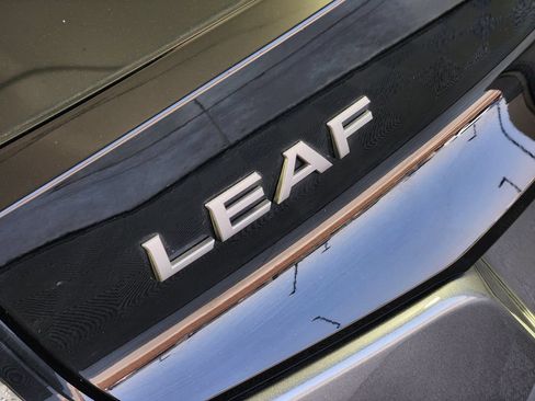 Used 2025 Nissan Leaf S FWD image 10