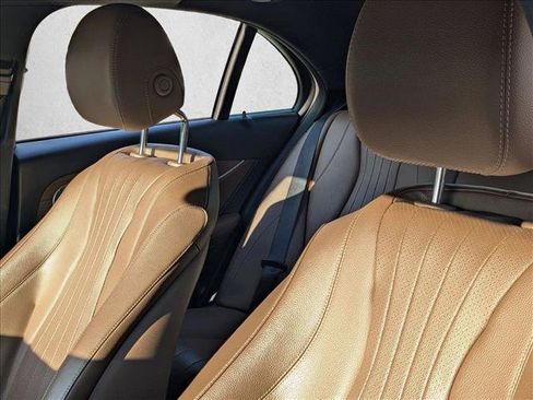 Used 2018 Mercedes-Benz E 300 E 300 image 16