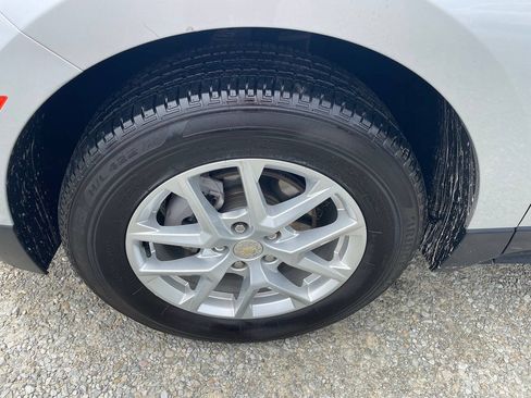 Used 2022 Chevrolet Equinox LS AWD/4WD image 27