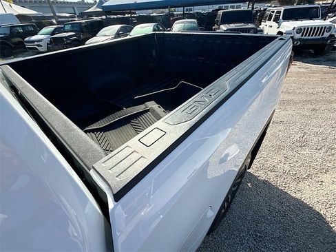 Used 2020 GMC Sierra 1500 AT4 w/ AT4 Premium Package image 30