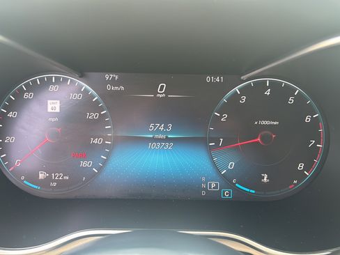 Used 2021 Mercedes-Benz GLC 300 4MATIC image 12