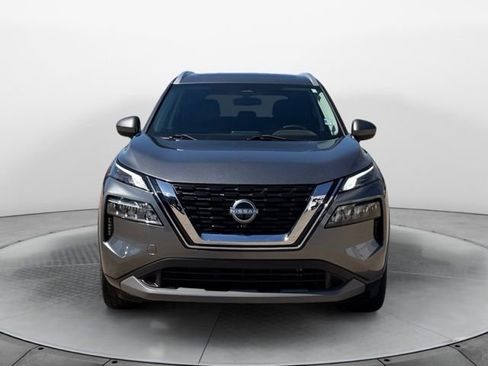 Used 2023 Nissan Rogue SV w/ SV Premium B Package image 8