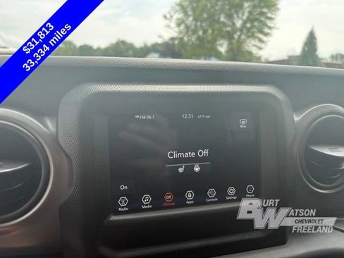 Used 2022 Jeep Gladiator Sport AWD/4WD image 18