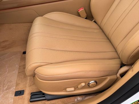 Certified 2025 Genesis G80 2.5T Advanced image 17