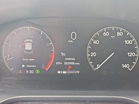 Certified 2025 Honda HR-V Sport image 12