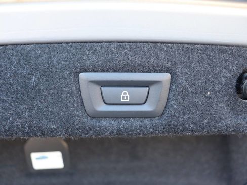 Used 2017 BMW 530i image 39