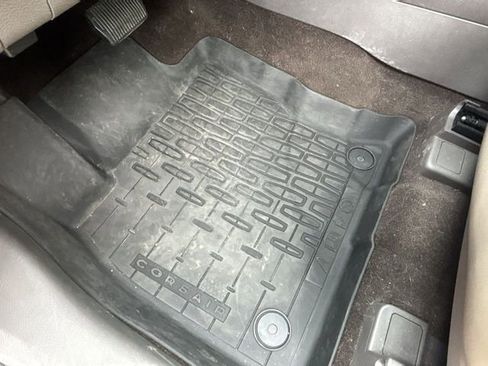 Used 2022 Lincoln Corsair AWD w/ Premium Package image 34