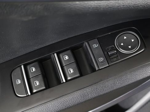Used 2022 Kia Soul S FWD image 35